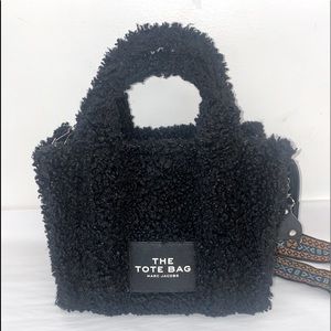 Marc Jacobs Mini Teddy Tote, great condition!!